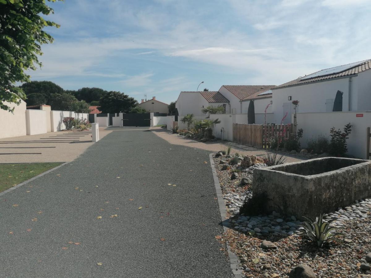 LA CORVETTE Maison avec piscine/parking/wifi/plages 5kms Les Mathes Extérieur photo
